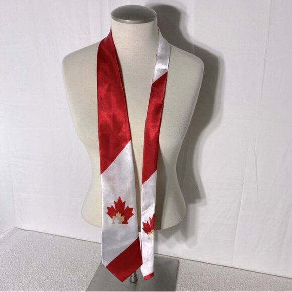 5/$25 Vintage Red White Satin Canadian Flag Tie - Picture 1 of 11